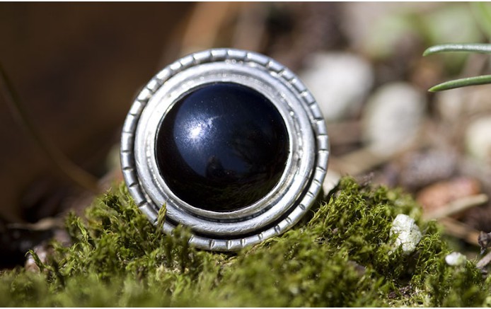 black-onyx-planet-ring